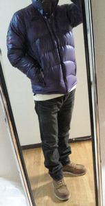 ダウンジャケット 紫 コーデ コーディネート 30代メンズファッション
